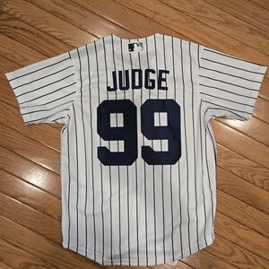 Aaron Judge Yankees Jersey Youth Medium #99